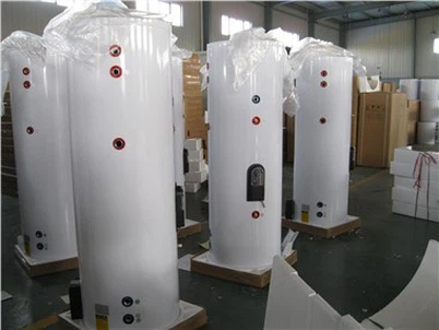 Solar varmvattenberedare tank